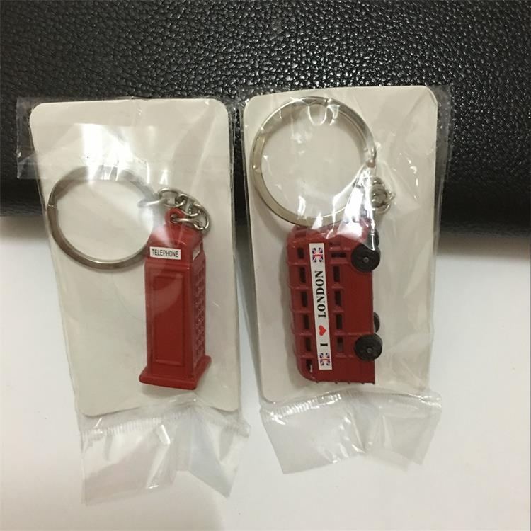 Male And Female UK London Double Decker Bus Keychain c5145bf7 ce9a 466d 9bf2 44864ea1d3b1