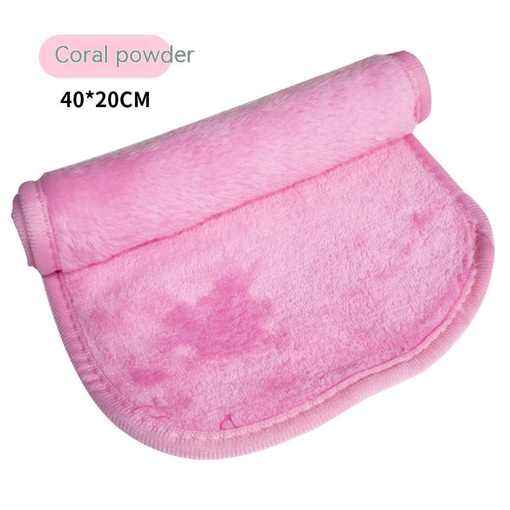 Reusable Facial Makeup Remover Towel caf2df17 657d 4c09 a592 f9bd76b71d4d trans