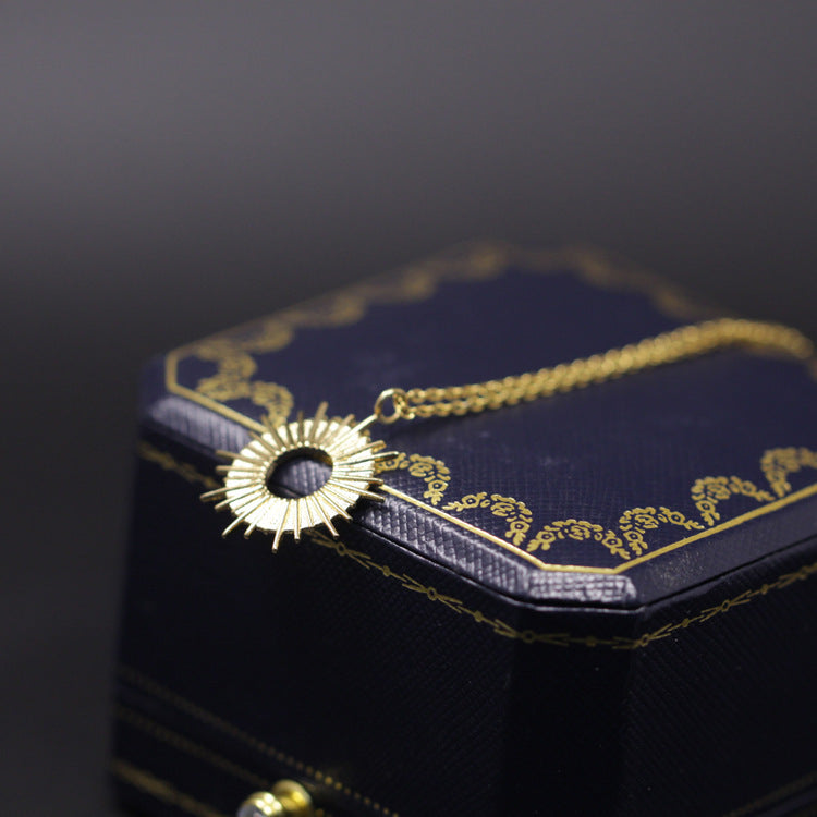 Wind Solar Energy Clavicle Chain Sweater Chain Gold cddd0e8e db9c 430f 8b77 a4e04d2c405f