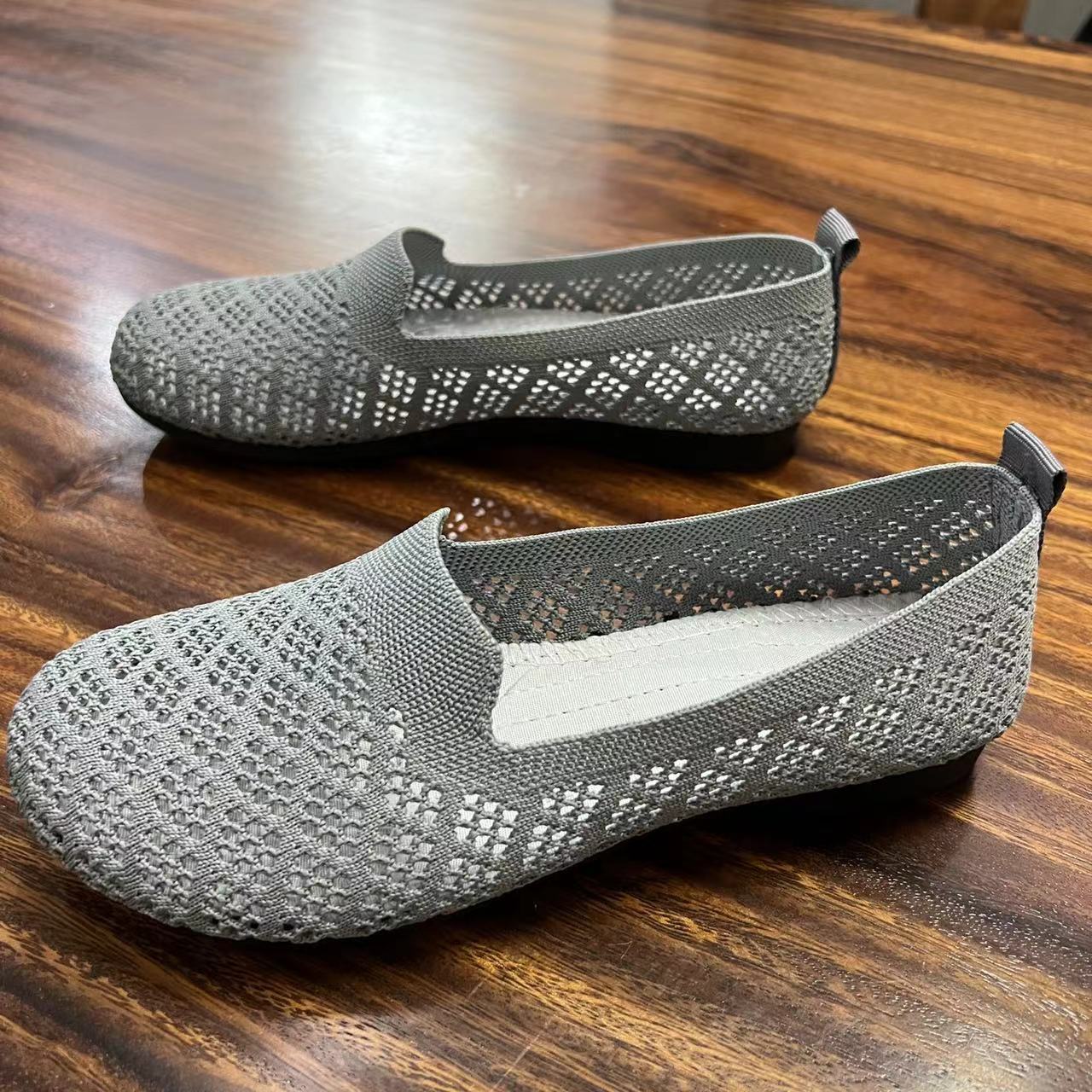 Slip-on Fly-kit Mesh Breathable Casual Women's Shoes d2775c55 ae44 4d61 a23a 869c63645f1c