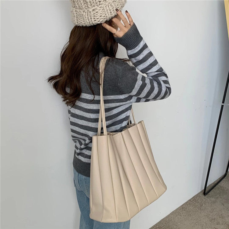Color Series Pleated Simple Literary Handbag e168cbb6 23ad 4b7e be59 73aaeafb5494 78073251 9d62 4406 9c41 eecf8595632b