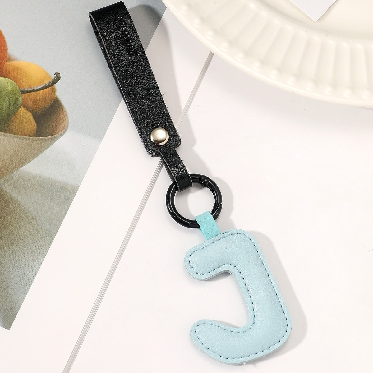 Fashion All-Match 26 Full Letter Leather Key Chain Pendant ea09e6e6 8c4b 4948 9807 55e54948a49f