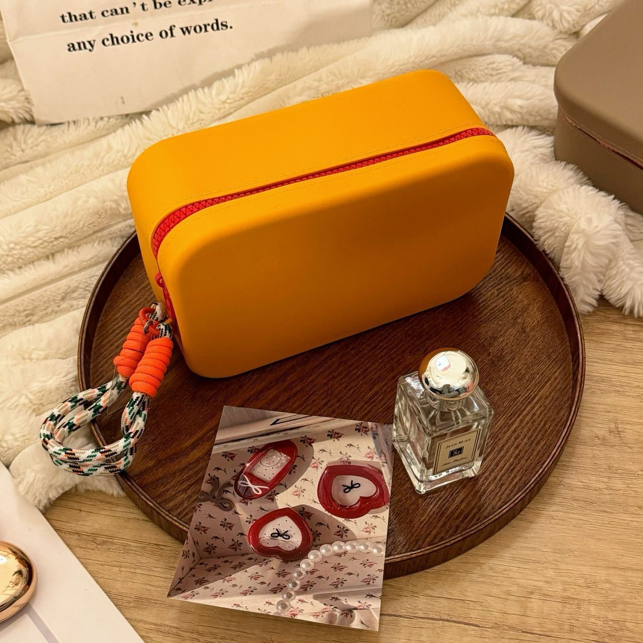 Silicone Cosmetic Bag Large Capacity Portable Waterproof ed816c02 f5e3 4abe bc37 3e0f84ad69cf