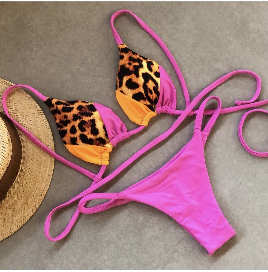 Women's Beach Split Printed Swimsuit ffe23abb 5ab6 4e68 843b d2c605ccb396 720154b0 6c6f 4ab5 89ef 598e8076ef11
