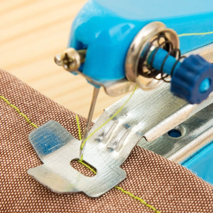 Mini Manual Sewing Machine Portable Small Sewing Machine 01d0fa1b b670 4502 9804 b4542dbead38