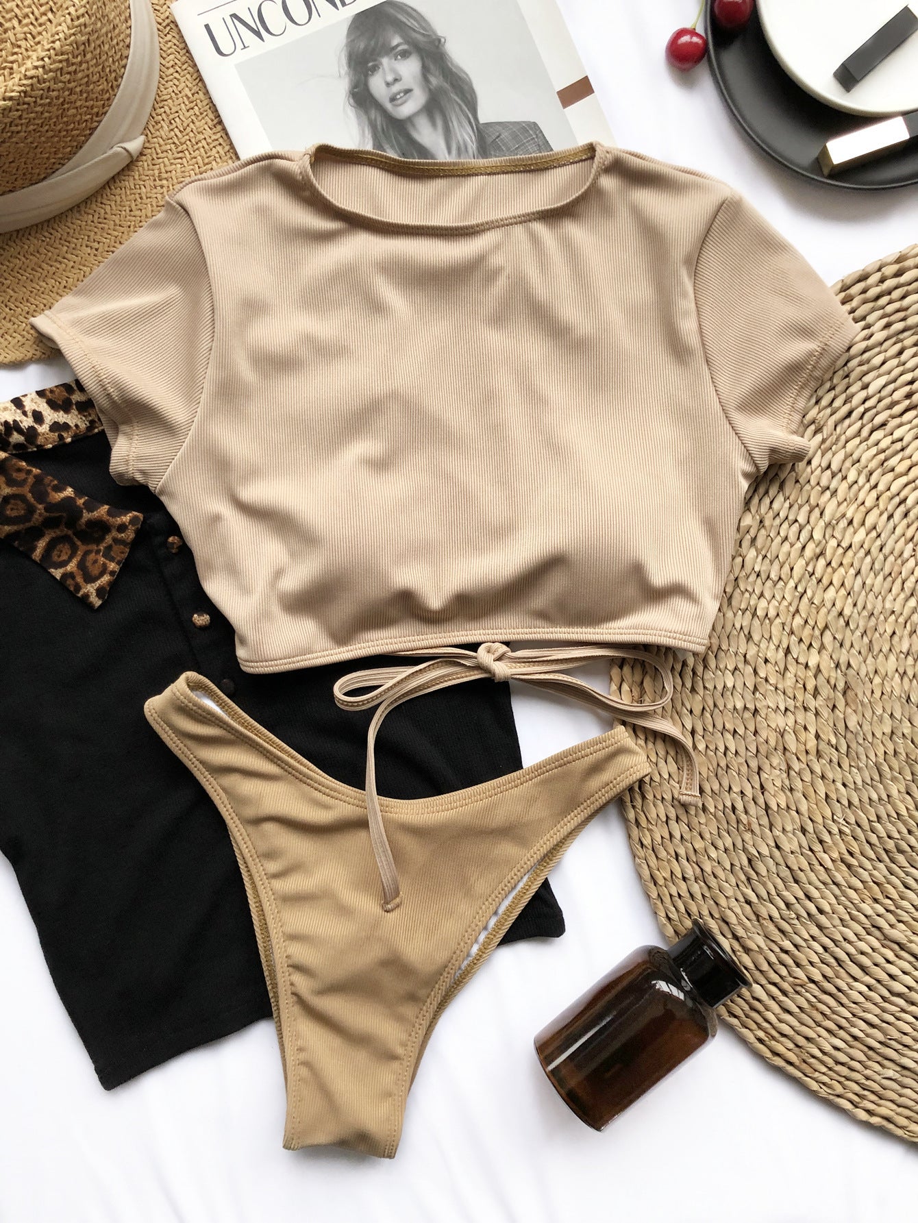 Fashion Solid Bikini Backless Swimsuit 023f94b0 e3c7 4f73 b7d6 3182d2015dc6