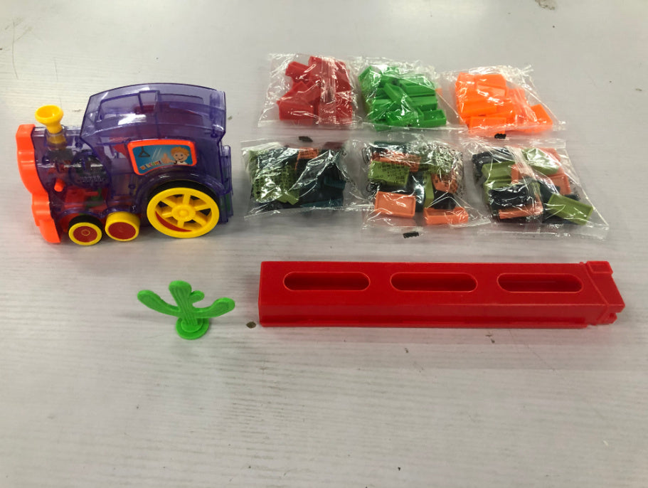 Domino Train Toys Baby Toys Car Puzzle Automatic Release Licensing Electric Building Blocks Train Toy 025bc8e2 4e04 4d34 b677