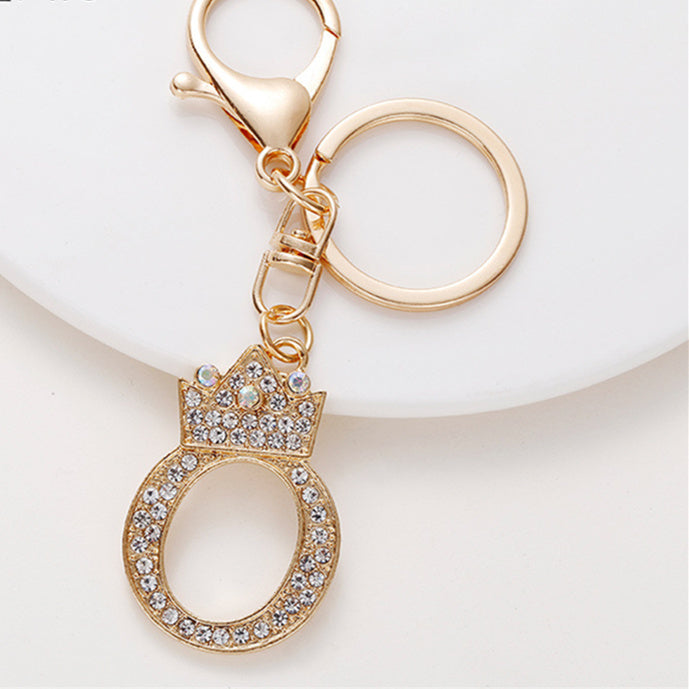 Metal Diamond-encrusted 26 English Crown Alphabet Keychain 06bf4391 ddc8 48f5 8d83 14ebde5188c1