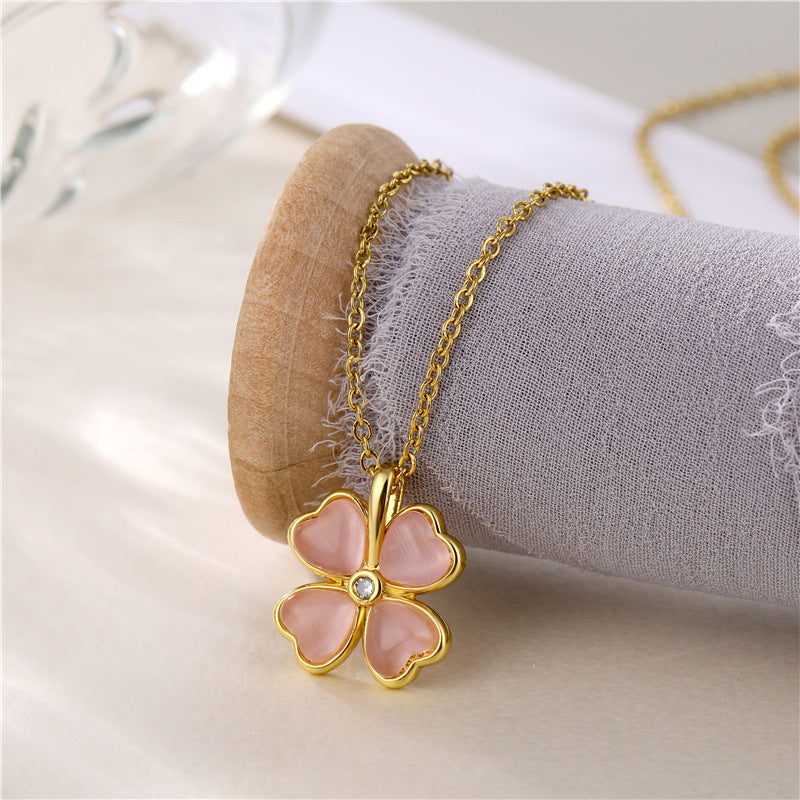 Temperament Diamond-encrusted Opal Four-leaf Clover Collarbone Chain 077e0bdb 6b54 4963 949d 4ede9d488015