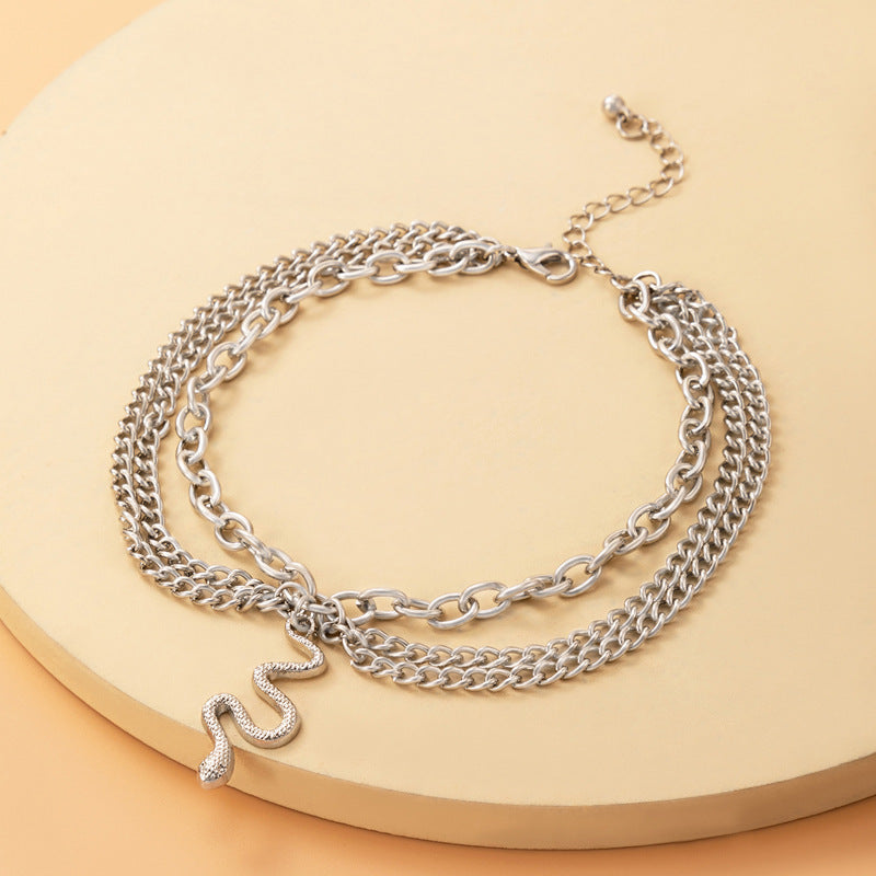Gold Heart-shaped Chain Foot Ornaments Tassel Snake Pendant Three-layer Anklet For Women 09c0365c 2af8 45d3 ba66 c5645c657586
