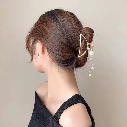 Metal Bow Pearl Pendant Hair Clip 0a1a19f2 950d 4c4c 9d29 d6942bbb89e0