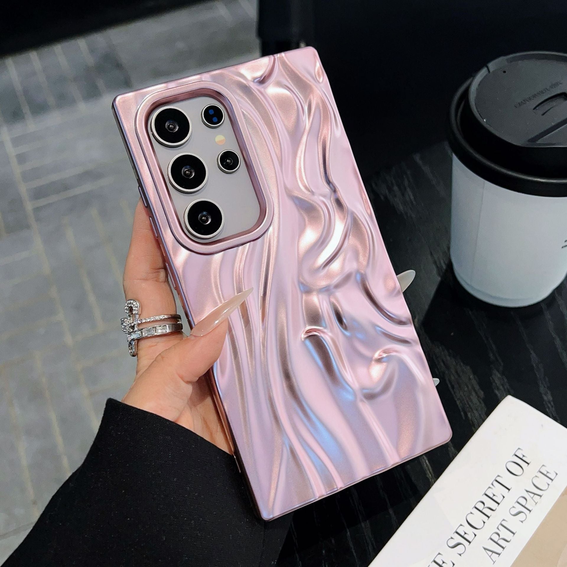 Three-dimensional Pleated Electroplating Phone Case - 图片 16