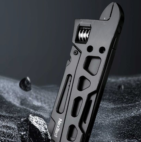 Field Stainless Steel Portable Repair Tool  Screwdriver Saw Pliers 0d4d6a5e a761 43a7 9526 95a83a30355c