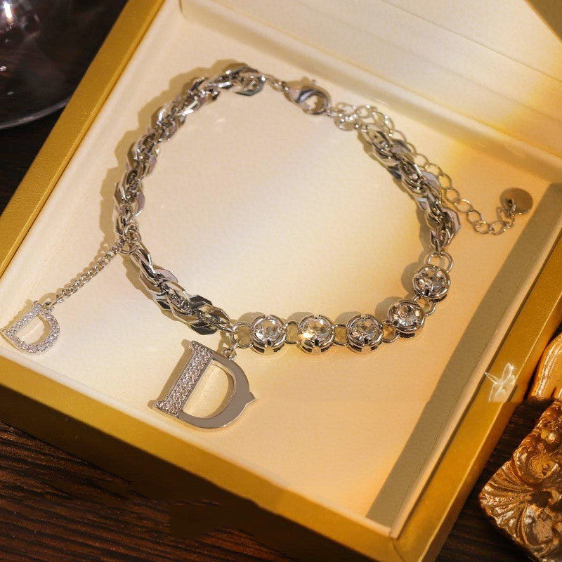 Letters Light Luxury Bracelet Small Fragrance Classic Bracelet 0e82b2c8 92c3 4c79 b164 222702e66502