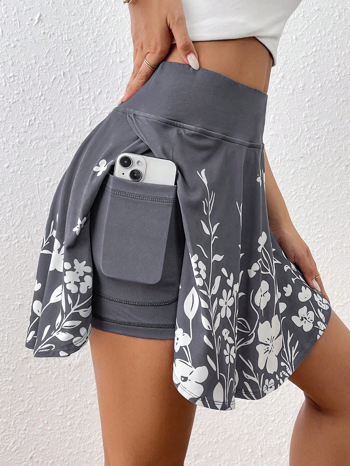 Pocket Minimalist Flower Printed Shorts With Pockets Shorts Inside Out Back To School Outfits 0f1548f9 1356 4514 9076 c72a66b
