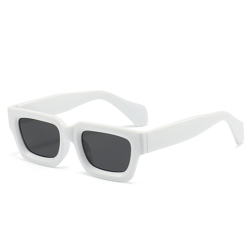 Retro Concave Frame Wide Foot Square European And American Sun-proof Sun Glasses 0f8cc6cd ac79 4982 9daa da297026bf01