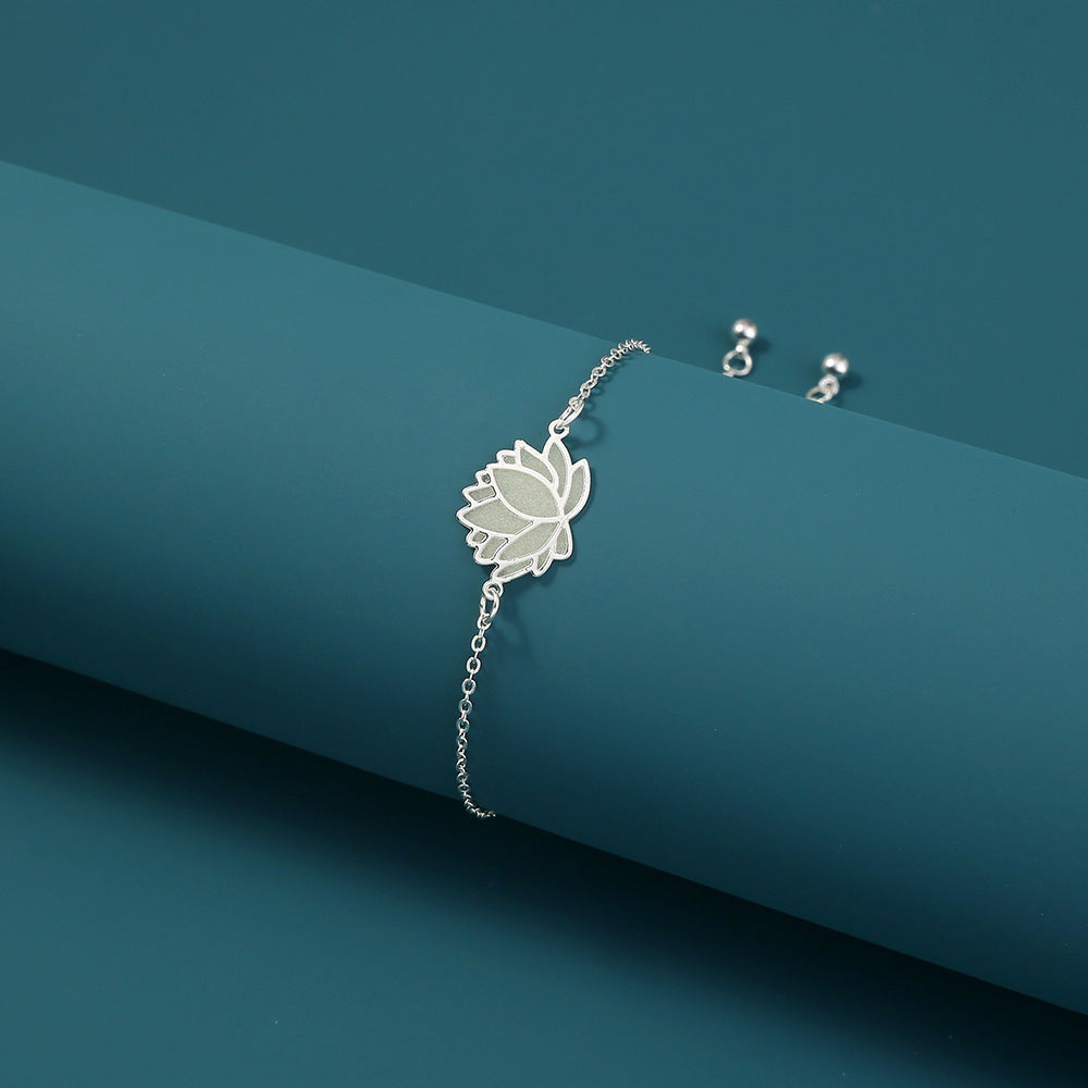 Fashion Personality Luminous Glow Lotus Pull Bracelet 0fac35a9 3ee6 48af 8f30 ae45fcc6b185