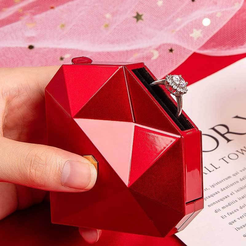Simple Heart-shaped Diamond Surface Jewelry Storage Packaging Box 1118a97d f573 44fb b308 69739fc263dd trans