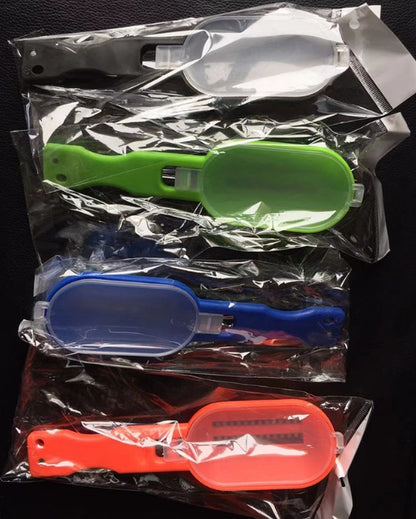 1Pcs Practical Fish Scale Remover Plastic Descaler Cleaning Scraper Kitchen Fruit Vegetable Peeler Useful Scraper Accessories - HD Wireless Product #3