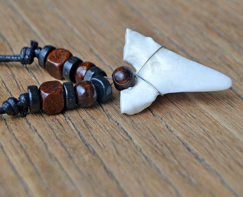 Men and Women Necklaces Imitation Shark Tooth Pendant 116660574027