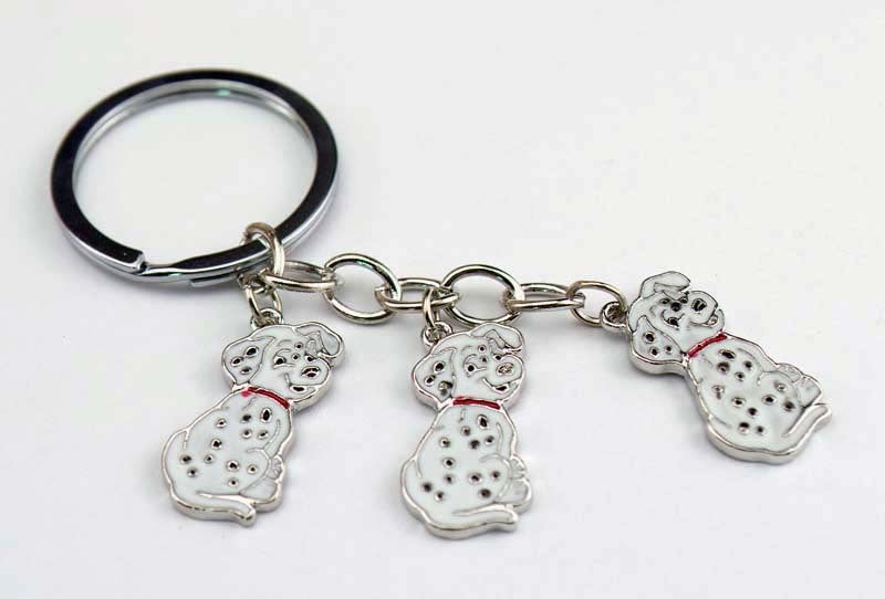Dog car keychain 1282391989551