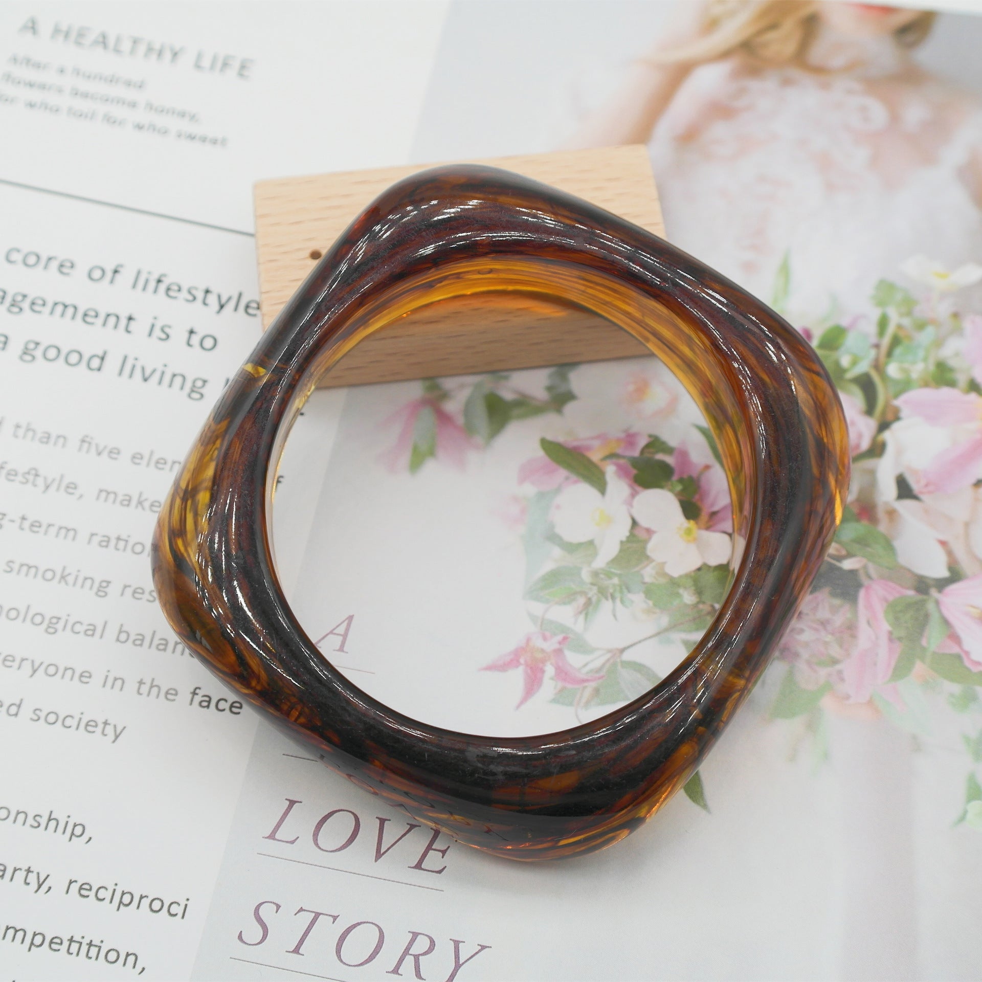 Marbling Acrylic Bracelet Shaped Irregular Square 12ee7899 c6e3 40dc aaa0 44a7d0ddce4b