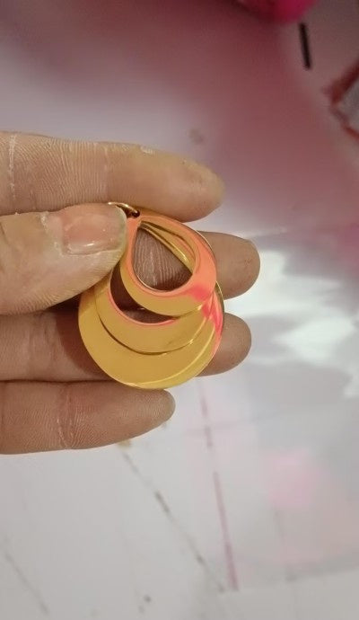 Private Custom Stainless Steel Three Name Letter Custom Pendant 130b67b1 fa64 4d97 b761 92a12b8ce797