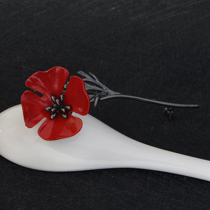 Red flower brooch 1390819343786