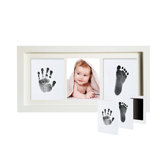 Baby hands and feet with oil 140952304752