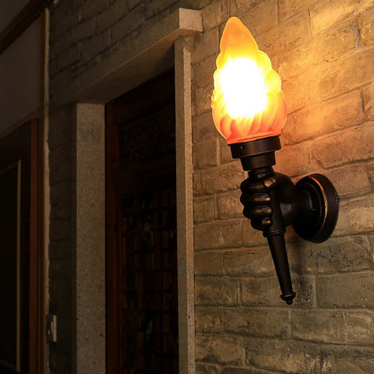 Creative torchbearer wall lamp 1442112297649