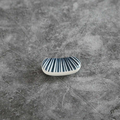 Japanese style chopstick rest 1452380680420