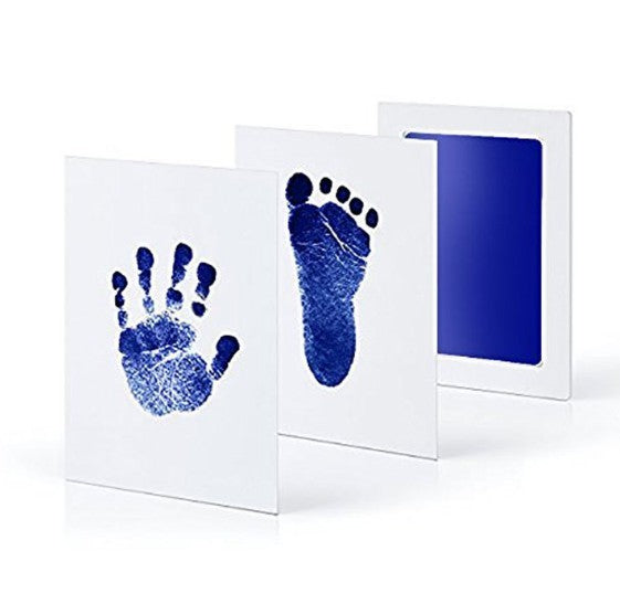 Baby hands and feet with oil 1463038555760