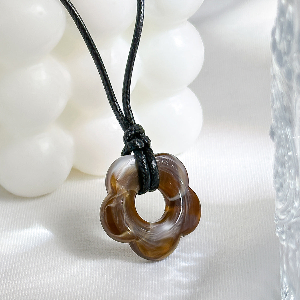 Wax Thread Adjustable Simple Flower Necklace 1474b1e7 601f 4be0 a334 5677138dca69