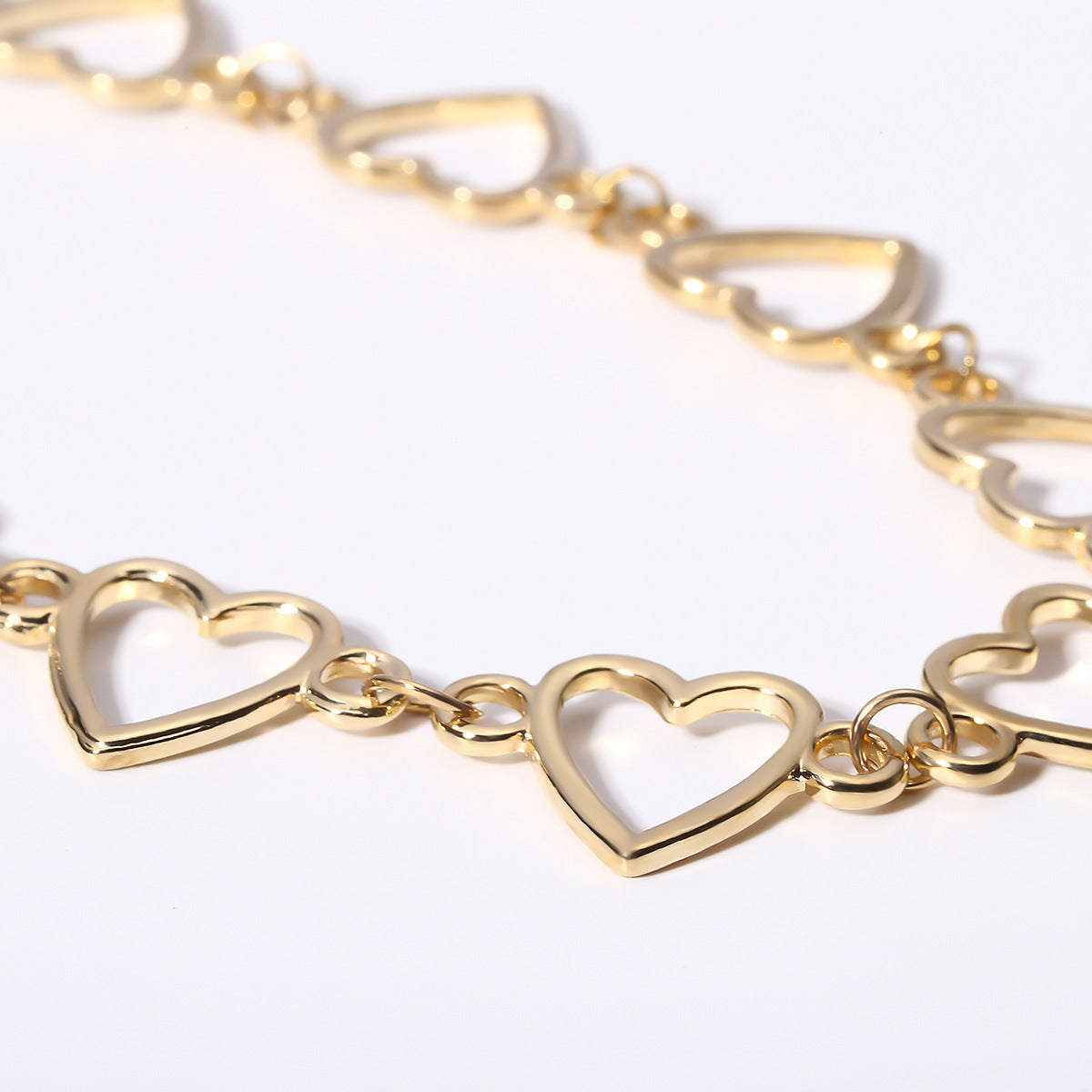 Temperament Geometric Personality Accessories Simple Hollow Love Single Layer Necklace 15326799136790