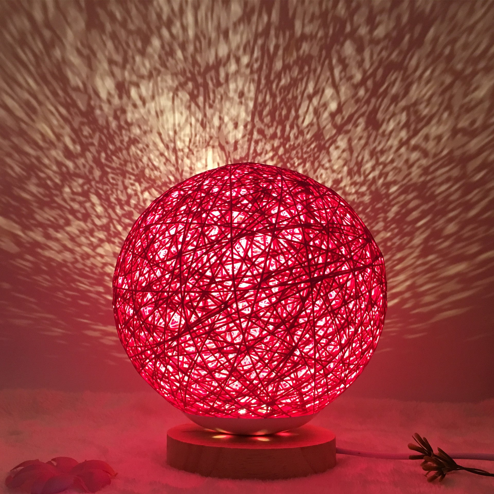 Amazon Hot Selling Creative Linen Table Lamp Novel and Unique LED Intelligent USB7 Color RGB16 Color Remote Control Rattan Ba