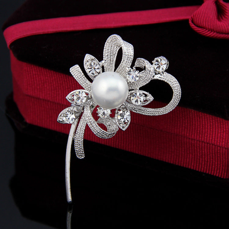 Delicate Pearl And Diamond Shawl Buckle Pin 1616475385422 b17f2aaf 439f 4f45 97f9 87f6bd4e7473