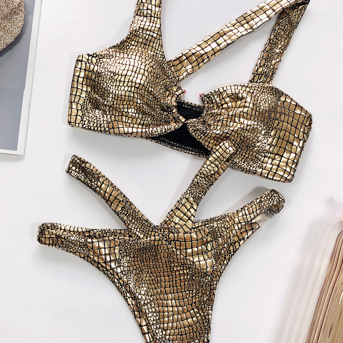Sm-1952 Bikini Sexy Bikini Bronzing Fabric Snake Pattern Swimsuit Ladies One-Piece Swimwear New 1618458950842
