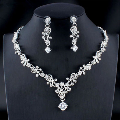 Rhinestone Women'S European And American Water Wave Chain Lattice White Pearl Necklace 1618481854496