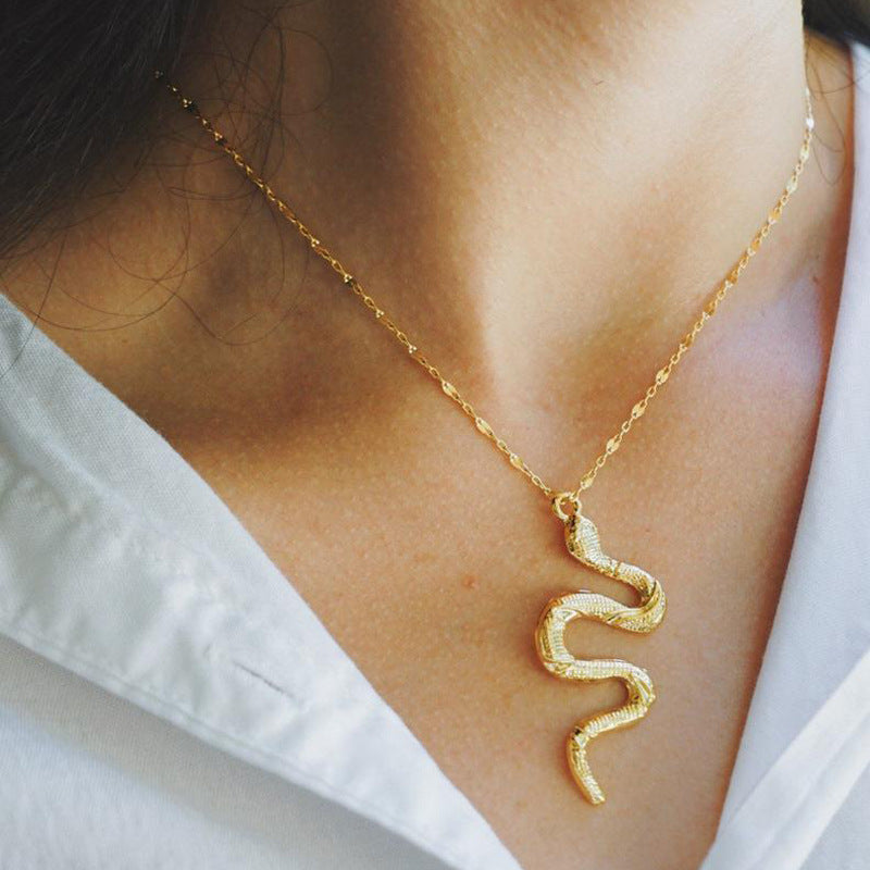 Snake Necklace New Animal Snake Dangle Women Pendant Necklace Minimalist Style Alloy Trendy Female Birthday Jewelry Gift Part