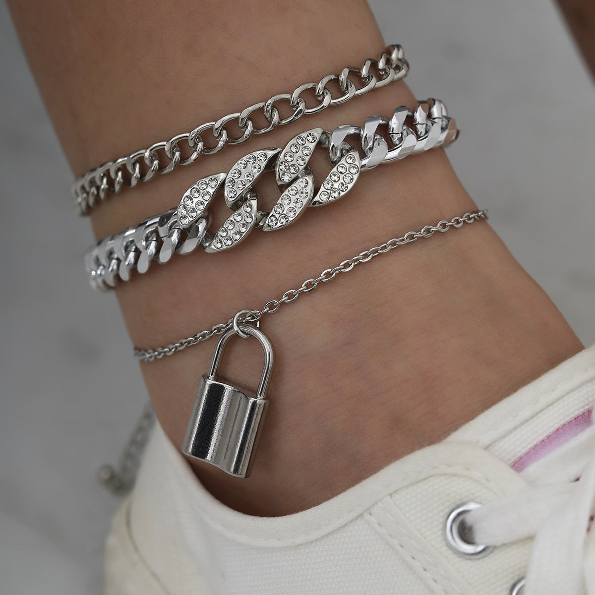 Retro Stacking Micro-Inlaid Fashion Footwear Female Personality Hip-Hop Cuban Chain Lock-Shaped Anklet 1619402339661