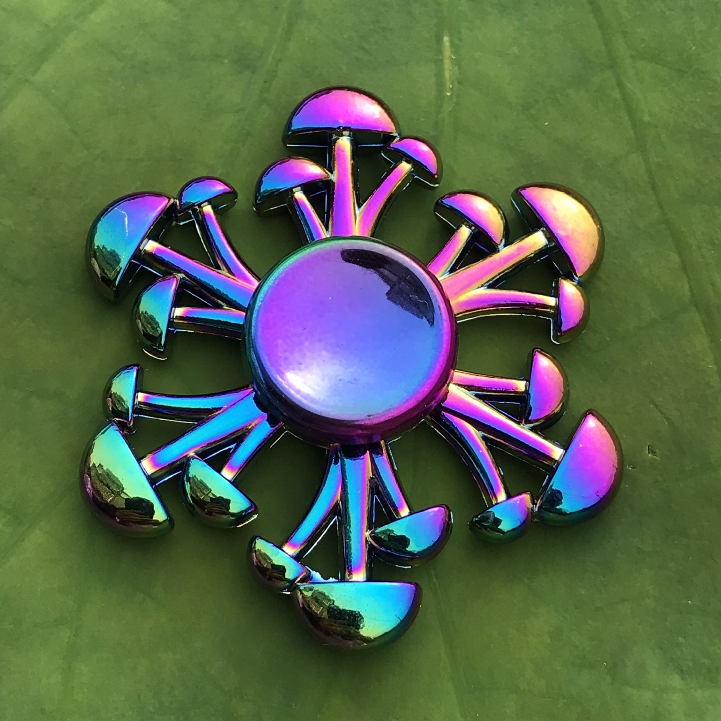 Clover Colorful Fingertip Spinning Spiral Decompression Toy Finger Spinner 1620545610436 e29e46de 8704 4286 88fb f9da6f707b64