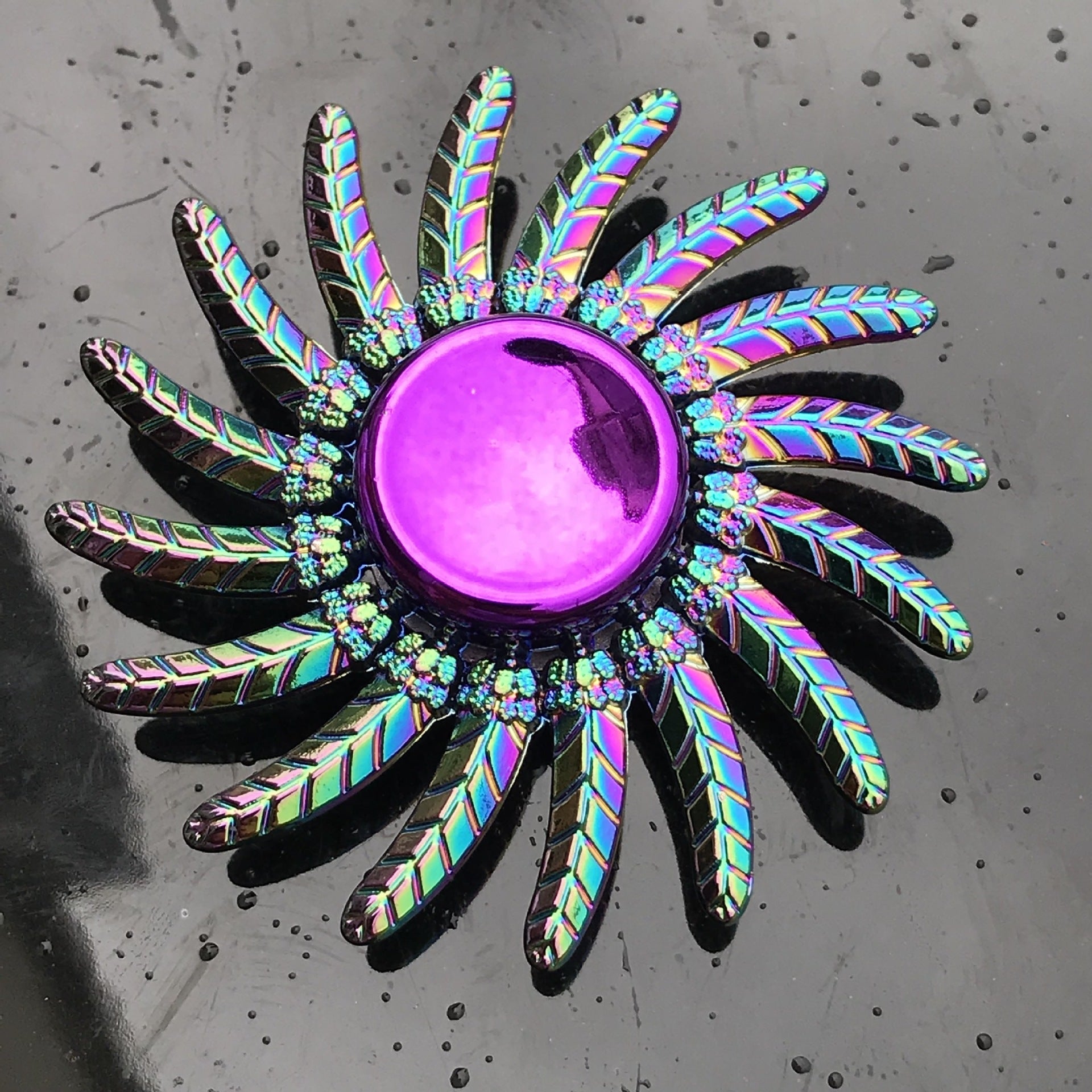 Clover Colorful Fingertip Spinning Spiral Decompression Toy Finger Spinner 1620545628230