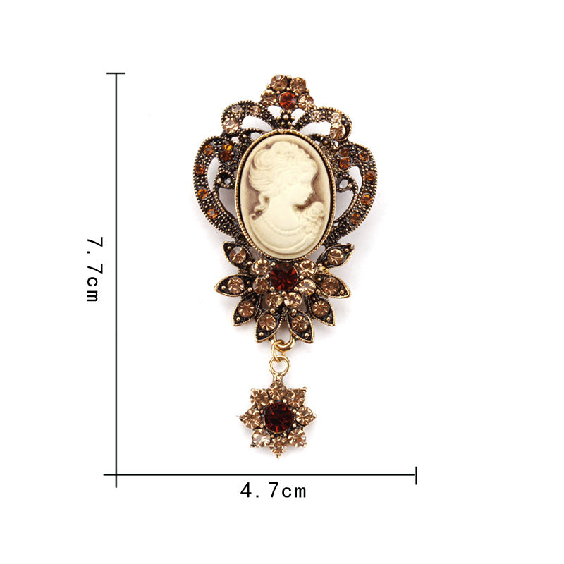 Retro Palace Brooch Female Brooch Female Anti Light European And American Fashion Beauty Head Picture Windbreaker Badge Pin C