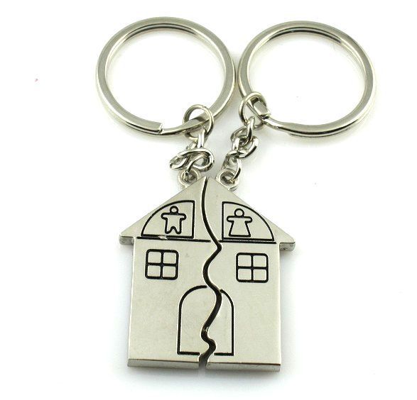 Cartoon Creative House Shape Couple Travel Commemorative Alloy Keychain 1621237229305