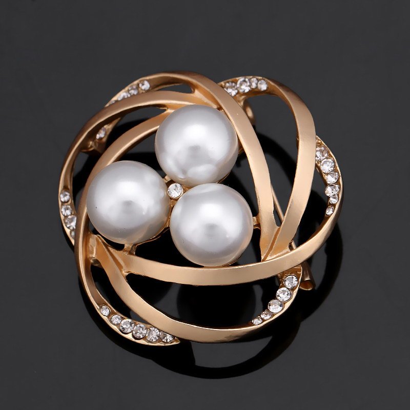Rhinestone Pearl Brooch Pin 1675209503990