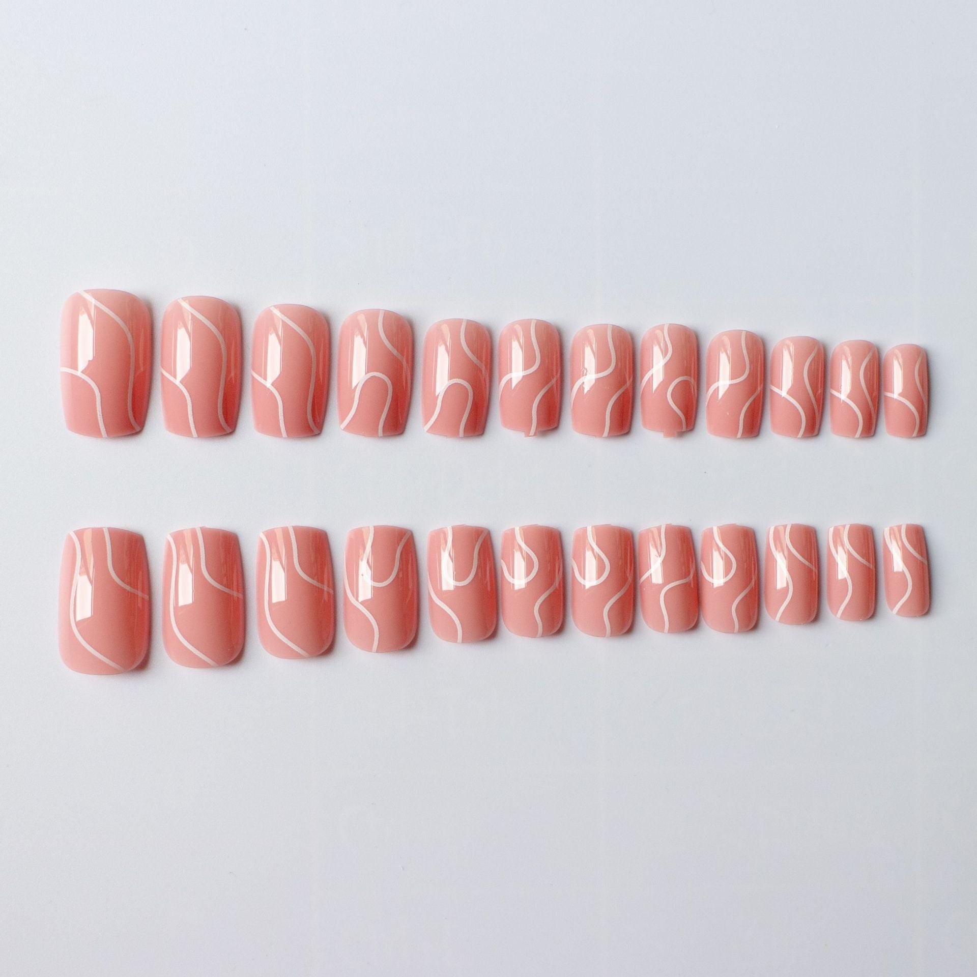 Women's Fashion Finished Nail Beauty 1718581460744671232