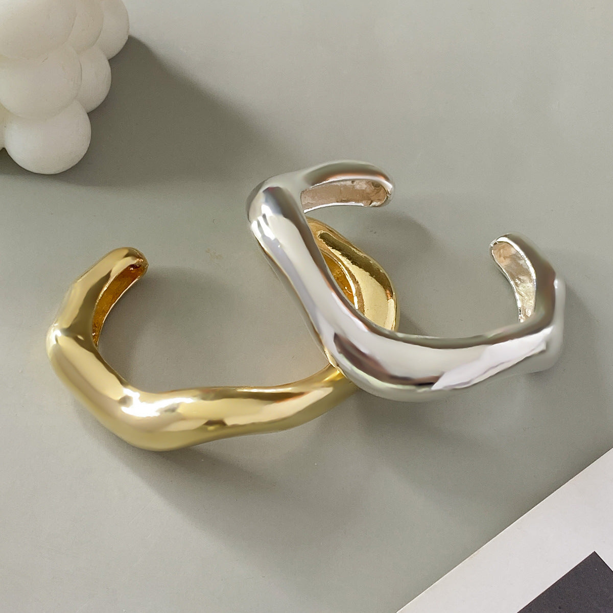 European And American Design Liquid Irregular Lava Bracelet 1719677278696378368