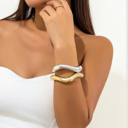 European And American Design Liquid Irregular Lava Bracelet 1719677279036116992