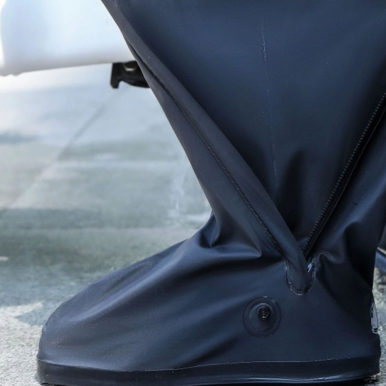 Waterproof Non-slip Overshoe Outer Wear Rain Shoes Wear-resistant High Tube Rain Booties 1729706105044602880