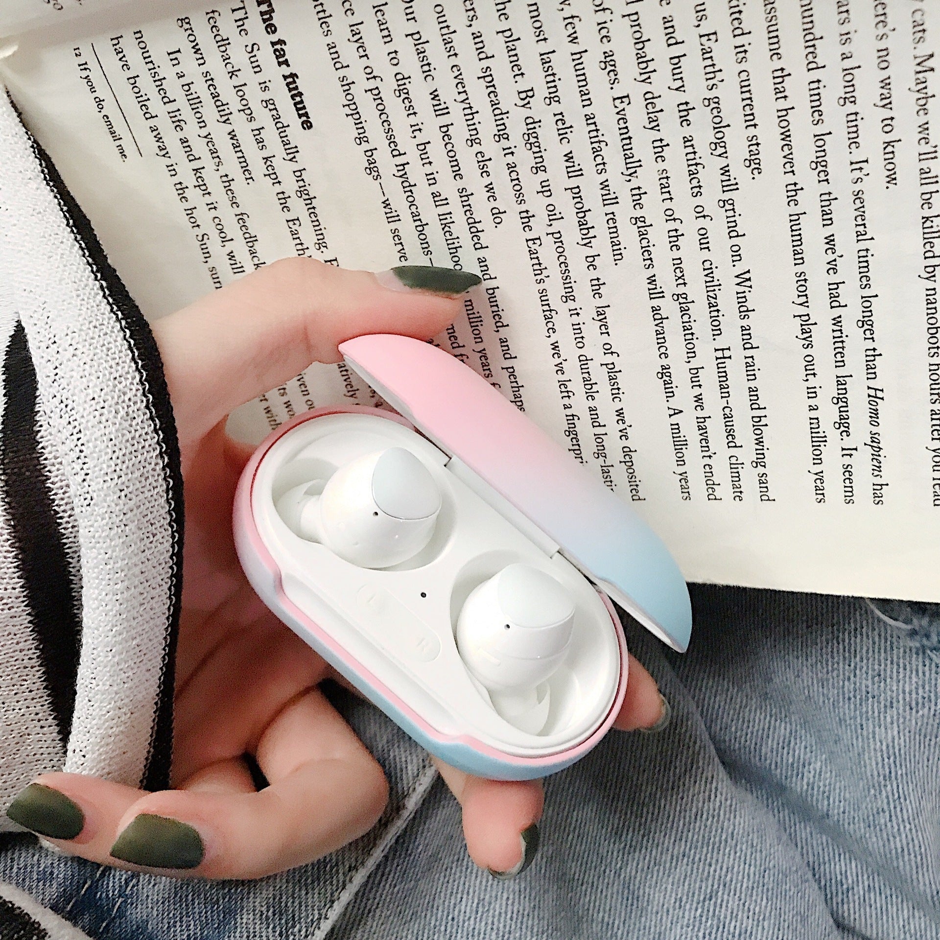 Gradient Rainbow Hard Shell Solid Color Earphone Protective Case - 图片 8